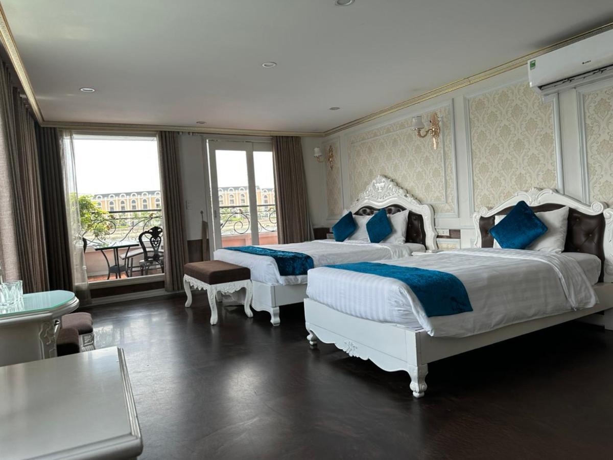 Aquamarine Premium Cruise Hotel ฮาลอง ภายนอก รูปภาพ