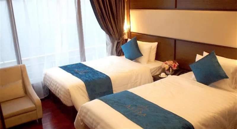 Aquamarine Premium Cruise Hotel ฮาลอง ภายนอก รูปภาพ