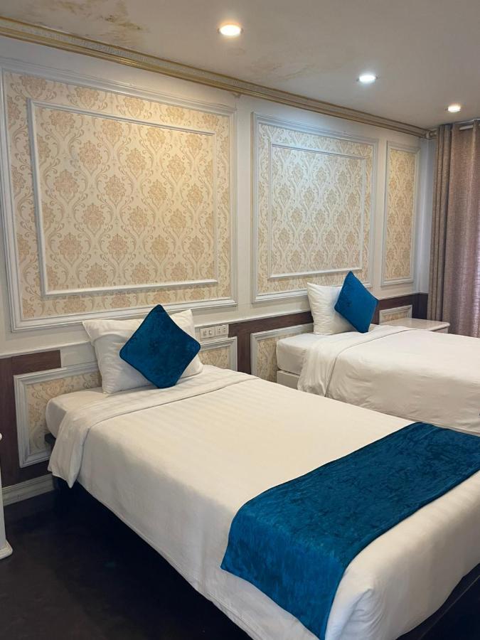 Aquamarine Premium Cruise Hotel ฮาลอง ภายนอก รูปภาพ